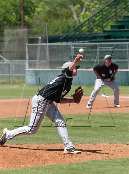 Thumbnail 2 in St. Pius X vs. Antonian Prep (TAPPS 5A Regional Playoff) photogallery.