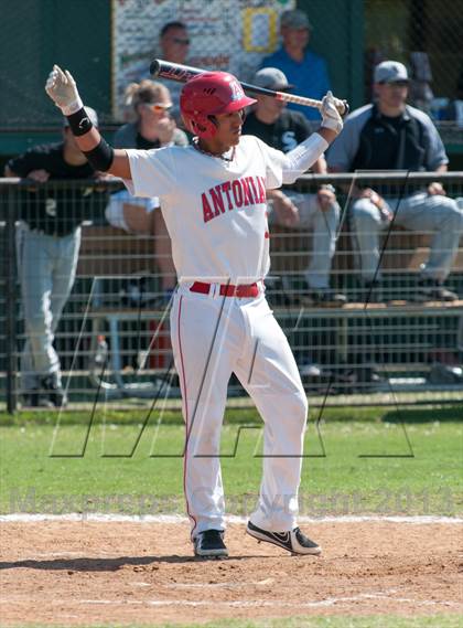 Thumbnail 1 in St. Pius X vs. Antonian Prep (TAPPS 5A Regional Playoff) photogallery.