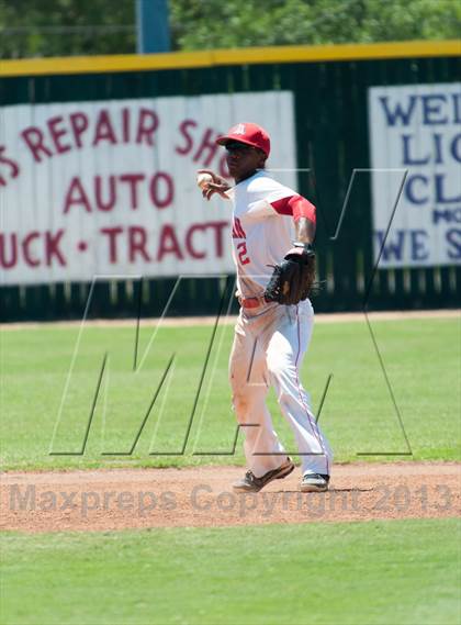 Thumbnail 3 in St. Pius X vs. Antonian Prep (TAPPS 5A Regional Playoff) photogallery.