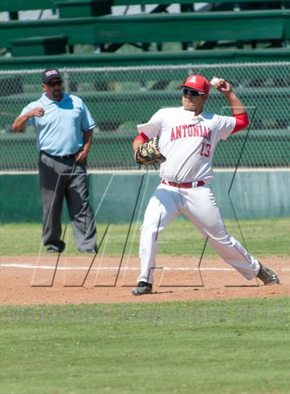 Thumbnail 3 in St. Pius X vs. Antonian Prep (TAPPS 5A Regional Playoff) photogallery.
