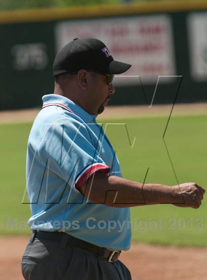 Thumbnail 3 in St. Pius X vs. Antonian Prep (TAPPS 5A Regional Playoff) photogallery.