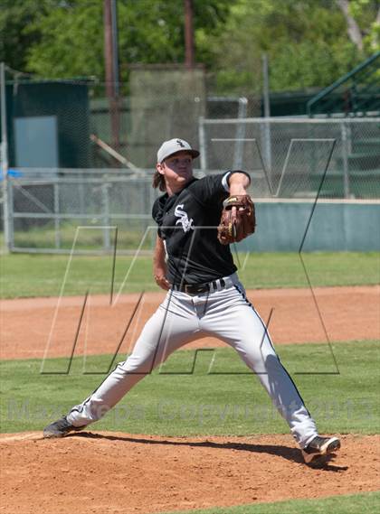 Thumbnail 1 in St. Pius X vs. Antonian Prep (TAPPS 5A Regional Playoff) photogallery.
