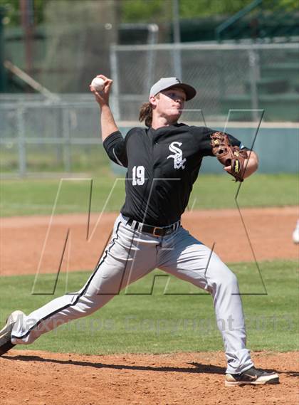 Thumbnail 3 in St. Pius X vs. Antonian Prep (TAPPS 5A Regional Playoff) photogallery.