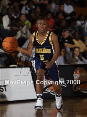 Thumbnail 2 in Lincoln vs Pius XI (Spalding Hoophall Classic) photogallery.