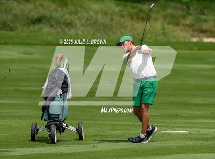 Thumbnail 2 in IHSAA Final (Round 1) photogallery.