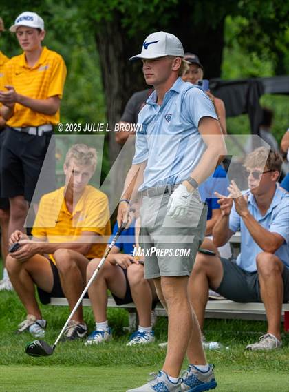 Thumbnail 1 in IHSAA Final (Round 1) photogallery.