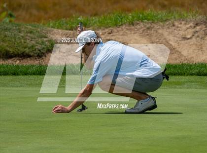Thumbnail 2 in IHSAA Final (Round 1) photogallery.