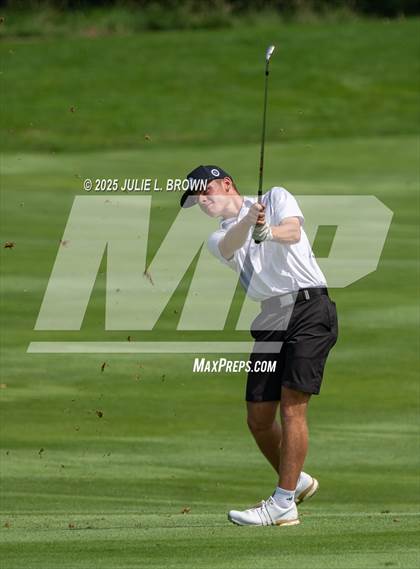 Thumbnail 2 in IHSAA Final (Round 1) photogallery.