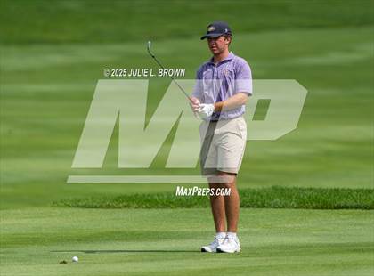 Thumbnail 1 in IHSAA Final (Round 1) photogallery.