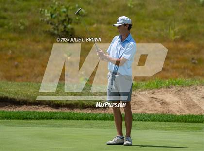 Thumbnail 1 in IHSAA Final (Round 1) photogallery.