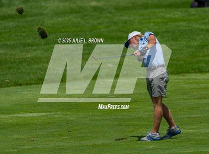 Thumbnail 2 in IHSAA Final (Round 1) photogallery.