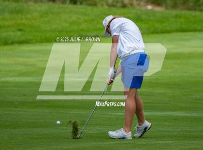 Thumbnail 1 in IHSAA Final (Round 1) photogallery.
