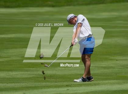 Thumbnail 1 in IHSAA Final (Round 1) photogallery.