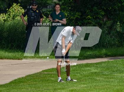 Thumbnail 2 in IHSAA Final (Round 1) photogallery.
