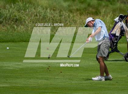 Thumbnail 1 in IHSAA Final (Round 1) photogallery.