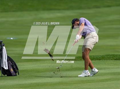 Thumbnail 2 in IHSAA Final (Round 1) photogallery.