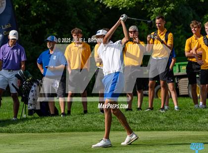 Thumbnail 1 in IHSAA Final (Round 1) photogallery.
