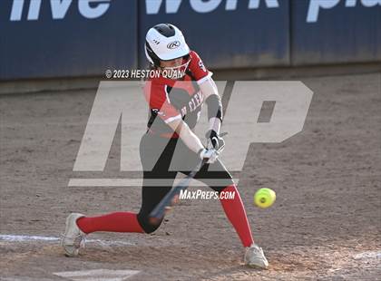 Thumbnail 2 in San Clemente vs. Vasquez (Alan Dugard Classic) photogallery.