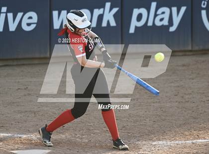 Thumbnail 2 in San Clemente vs. Vasquez (Alan Dugard Classic) photogallery.
