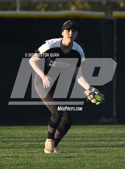 Thumbnail 3 in San Clemente vs. Vasquez (Alan Dugard Classic) photogallery.
