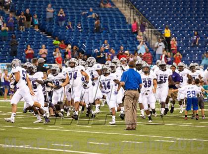Thumbnail 3 in Ben Davis vs. Indianapolis Cathedral (The Horseshoe Classic) photogallery.
