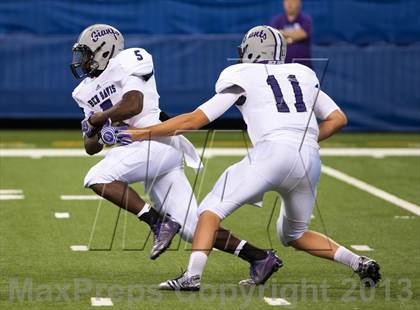 Thumbnail 2 in Ben Davis vs. Indianapolis Cathedral (The Horseshoe Classic) photogallery.