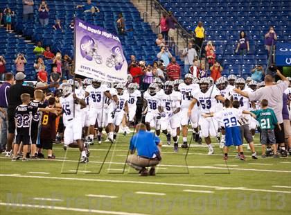 Thumbnail 1 in Ben Davis vs. Indianapolis Cathedral (The Horseshoe Classic) photogallery.