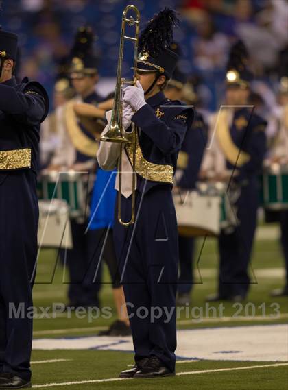 Thumbnail 3 in Ben Davis vs. Indianapolis Cathedral (The Horseshoe Classic) photogallery.