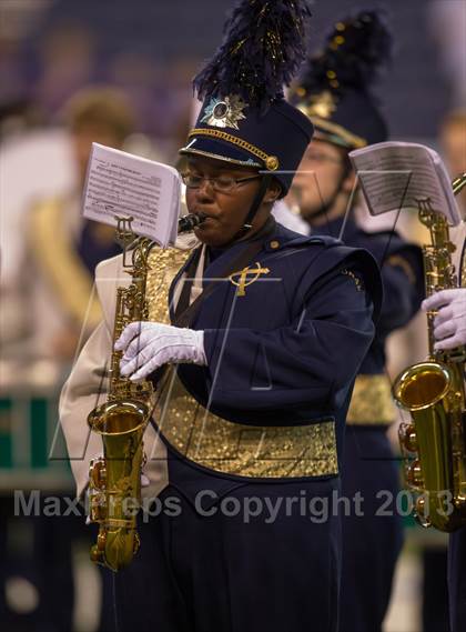 Thumbnail 1 in Ben Davis vs. Indianapolis Cathedral (The Horseshoe Classic) photogallery.