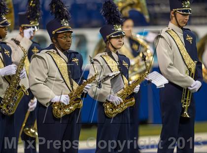 Thumbnail 2 in Ben Davis vs. Indianapolis Cathedral (The Horseshoe Classic) photogallery.