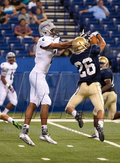 Thumbnail 1 in Ben Davis vs. Indianapolis Cathedral (The Horseshoe Classic) photogallery.
