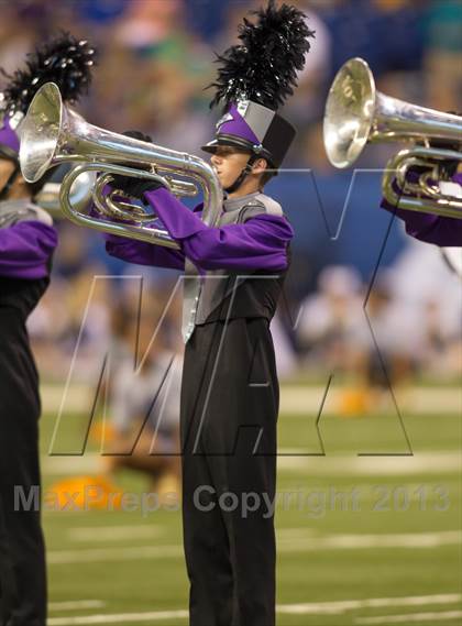 Thumbnail 2 in Ben Davis vs. Indianapolis Cathedral (The Horseshoe Classic) photogallery.
