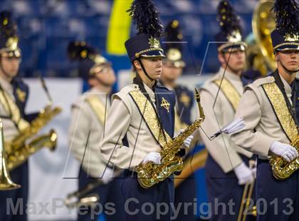Thumbnail 2 in Ben Davis vs. Indianapolis Cathedral (The Horseshoe Classic) photogallery.