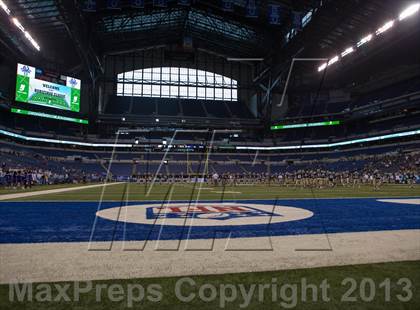 Thumbnail 3 in Ben Davis vs. Indianapolis Cathedral (The Horseshoe Classic) photogallery.
