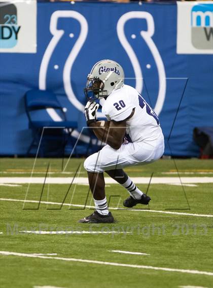 Thumbnail 2 in Ben Davis vs. Indianapolis Cathedral (The Horseshoe Classic) photogallery.