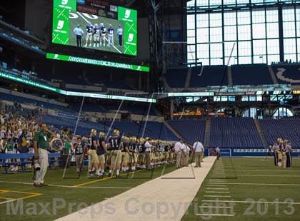 Thumbnail 3 in Ben Davis vs. Indianapolis Cathedral (The Horseshoe Classic) photogallery.