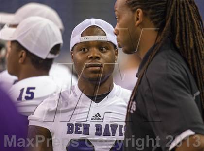 Thumbnail 2 in Ben Davis vs. Indianapolis Cathedral (The Horseshoe Classic) photogallery.