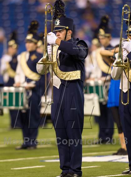 Thumbnail 2 in Ben Davis vs. Indianapolis Cathedral (The Horseshoe Classic) photogallery.