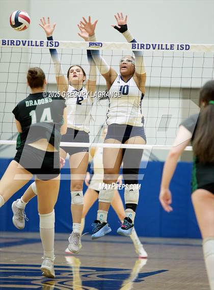Thumbnail 3 in Flower Mound vs Southlake Carroll (UIL 6A D2 Volleyball Region Final) photogallery.