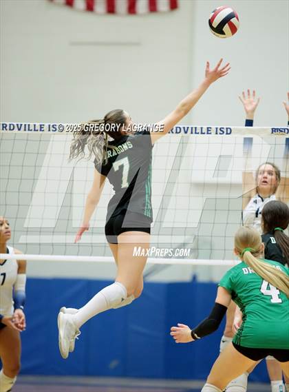 Thumbnail 2 in Flower Mound vs Southlake Carroll (UIL 6A D2 Volleyball Region Final) photogallery.