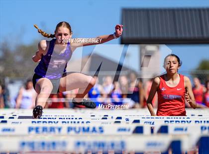 Thumbnail 3 in Small School Invitational (Girls) photogallery.