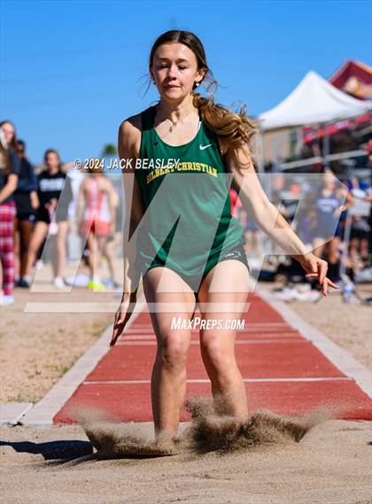 Thumbnail 1 in Small School Invitational (Girls) photogallery.