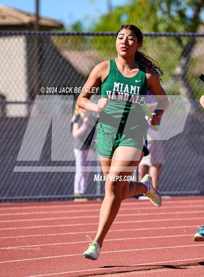 Thumbnail 2 in Small School Invitational (Girls) photogallery.