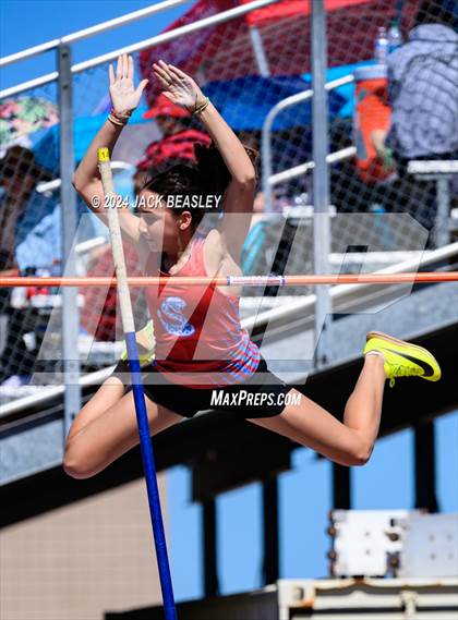 Thumbnail 3 in Small School Invitational (Girls) photogallery.