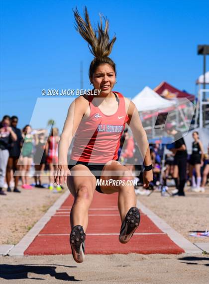 Thumbnail 3 in Small School Invitational (Girls) photogallery.