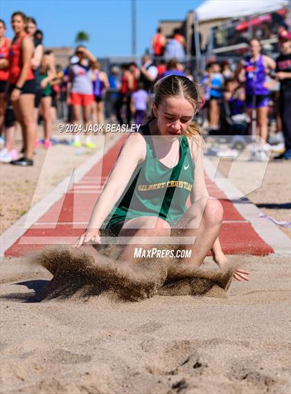 Thumbnail 2 in Small School Invitational (Girls) photogallery.