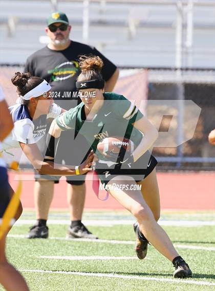 Thumbnail 1 in Carlmont @ San Ramon Valley photogallery.