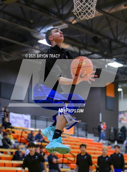 Thumbnail 2 in Las Animas vs. Syracuse photogallery.