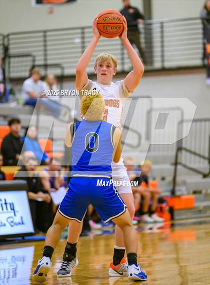 Thumbnail 1 in Las Animas vs. Syracuse photogallery.