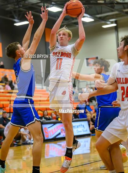 Thumbnail 3 in Las Animas vs. Syracuse photogallery.